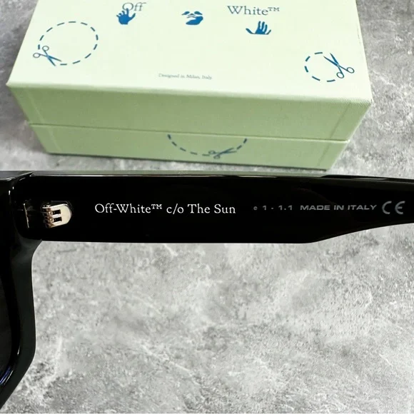 |SOLD| Off-White Virgil Sunglasses Black Frame Blue Lens Blue Logo - Picture 6 of 11